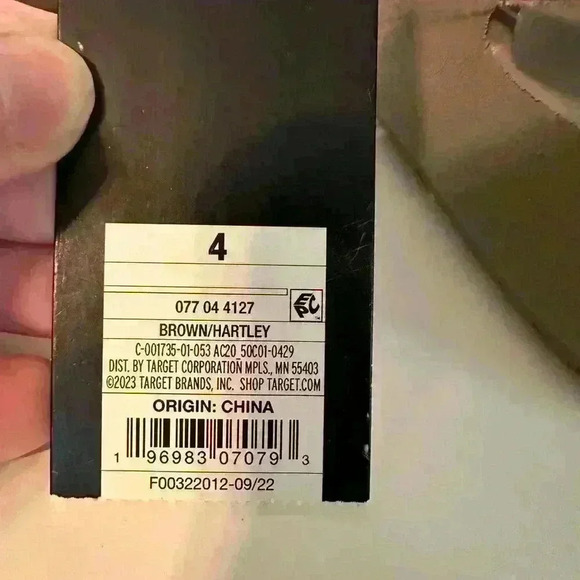 NWT Art Class Hartley Sandals Brown Size 4 - Picture 5 of 5